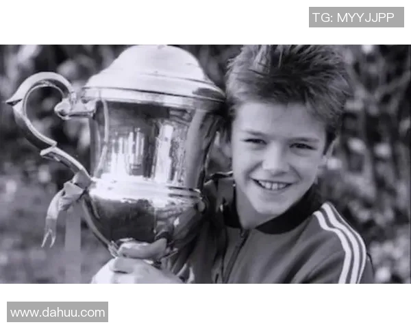 追忆长发足球明星的传奇人生与不朽足迹